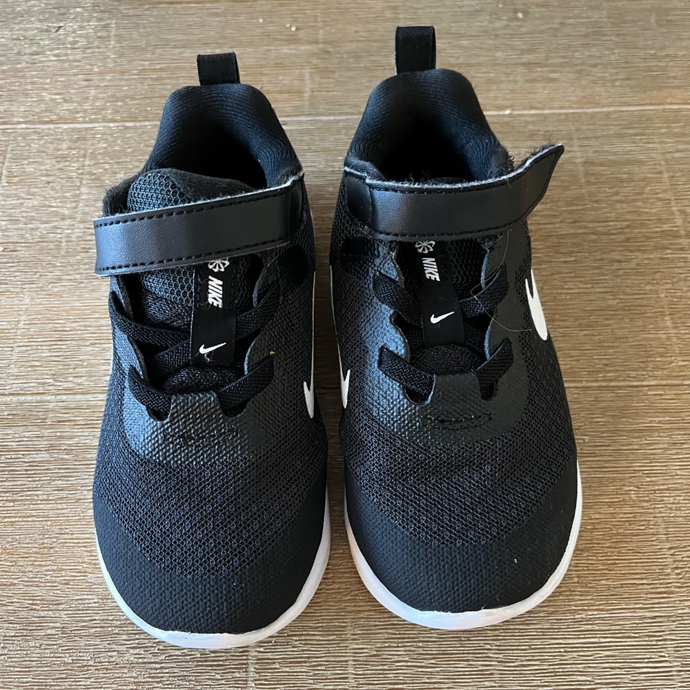 Toddler 8c Nike Revolution 6 Sneaker